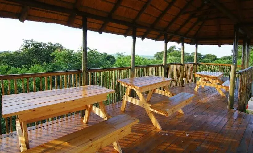 هتل Travelodge Kasane