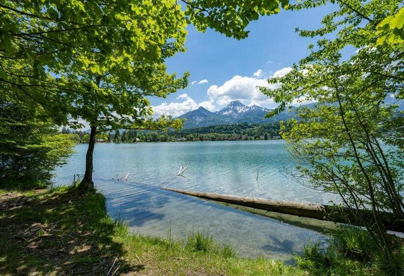 Inselhotel Faakersee