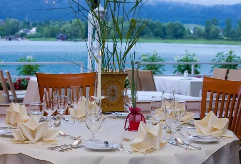Inselhotel Faakersee