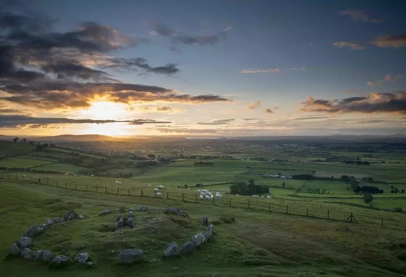 Loughcrew Megalithic Centre Hostel