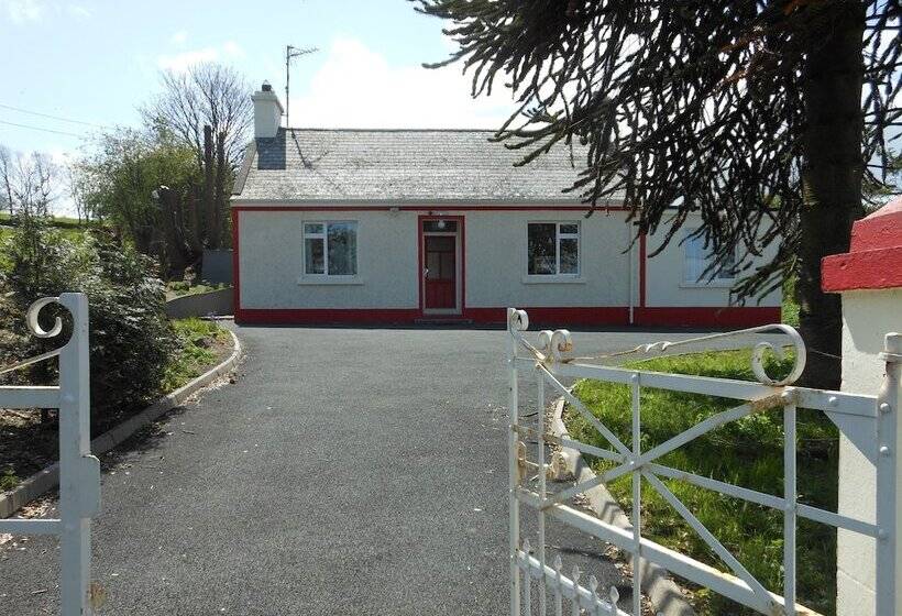 Loughcrew Megalithic Centre   Hostel