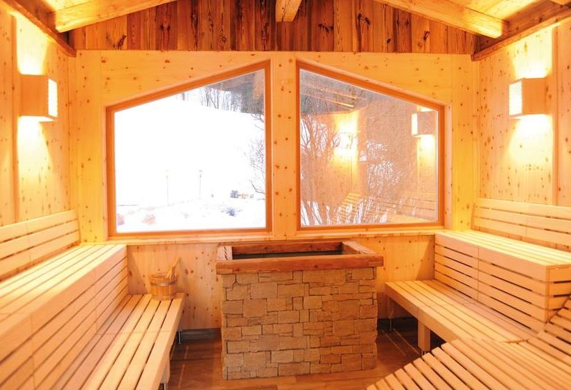 Ski In Ski Out Hotel Unterellmau