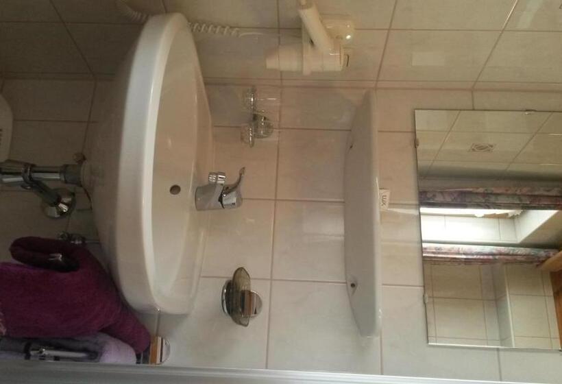 تختخواب و صبحانه Apart Garni La Fontana