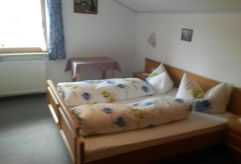 تختخواب و صبحانه Apart Garni La Fontana