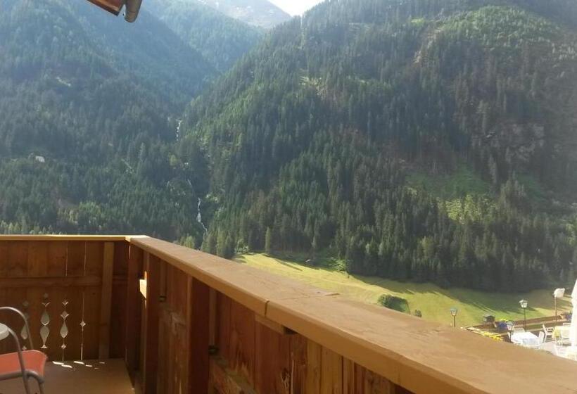 تختخواب و صبحانه Apart Garni La Fontana