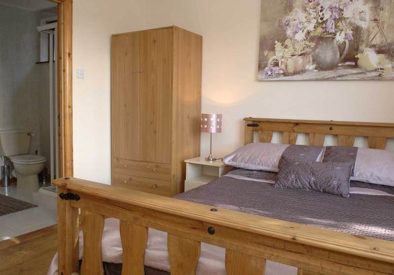 צימר Bed&Breakfast Oaklands