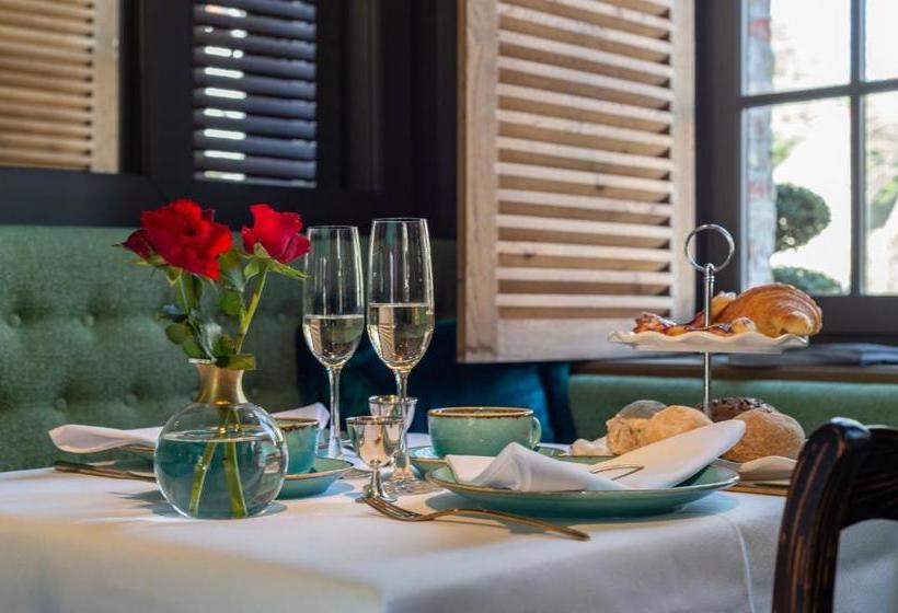 تختخواب و صبحانه Exclusive Suites The Secret Garden