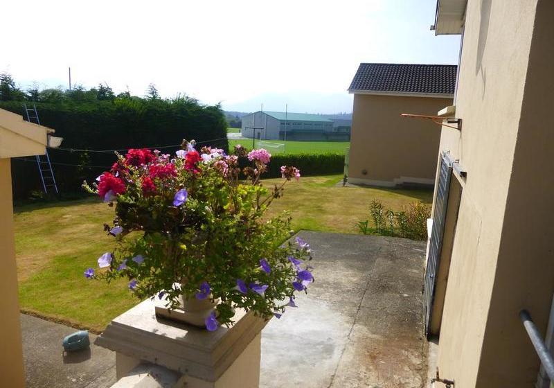 Bed and Breakfast Reeks View