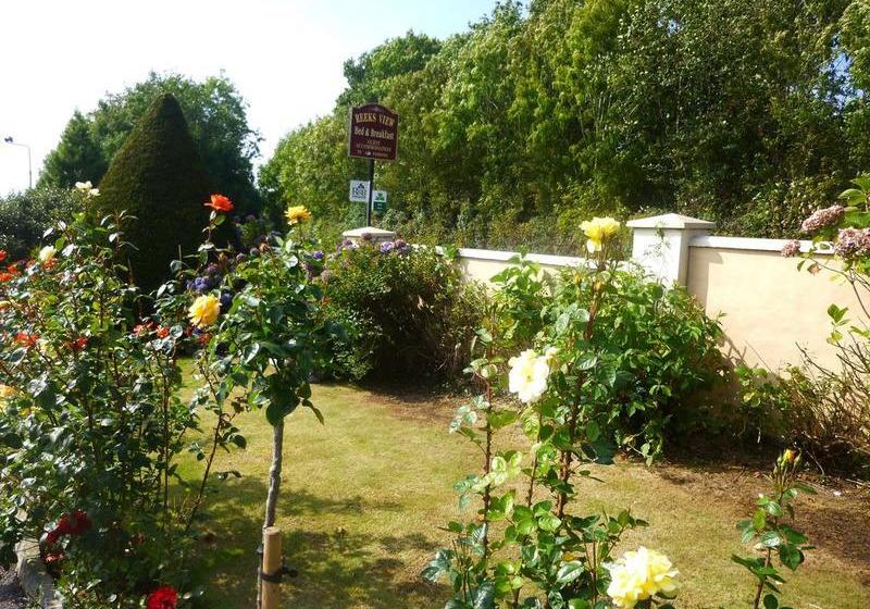 Bed and Breakfast Reeks View