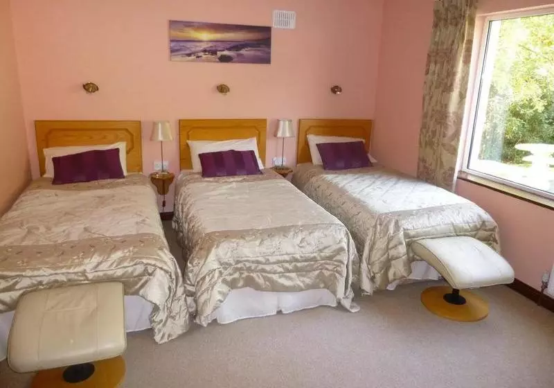 Bed and Breakfast Reeks View