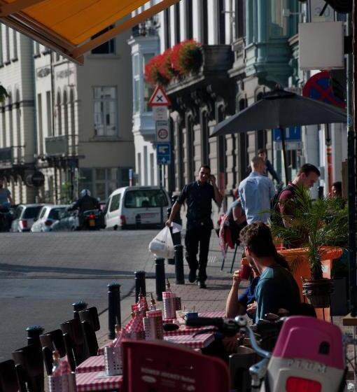 تختخواب و صبحانه Schopenhauer