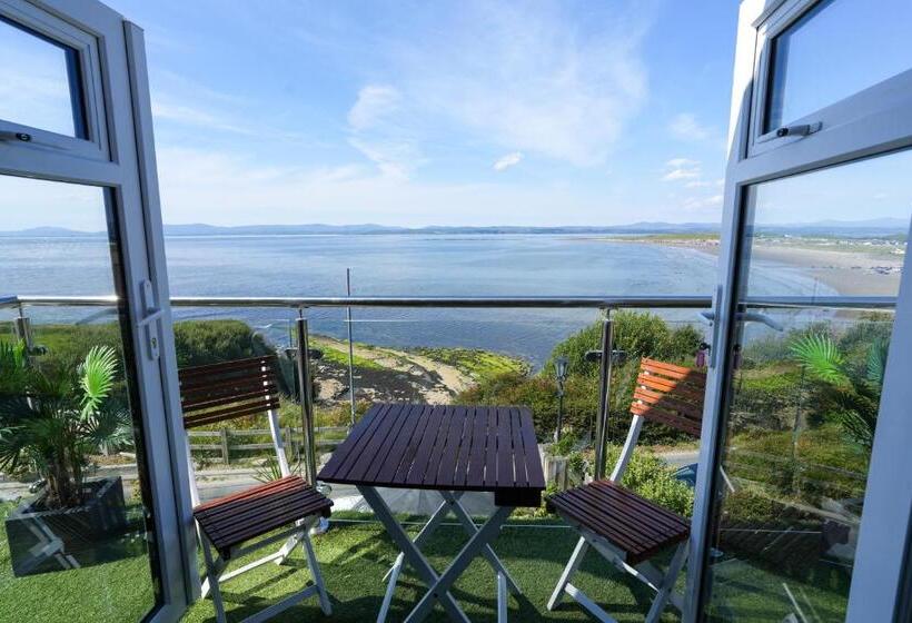 צימר The Gaslight Inn Holiday Apartments & Licenced Restaurant Rossnowlagh