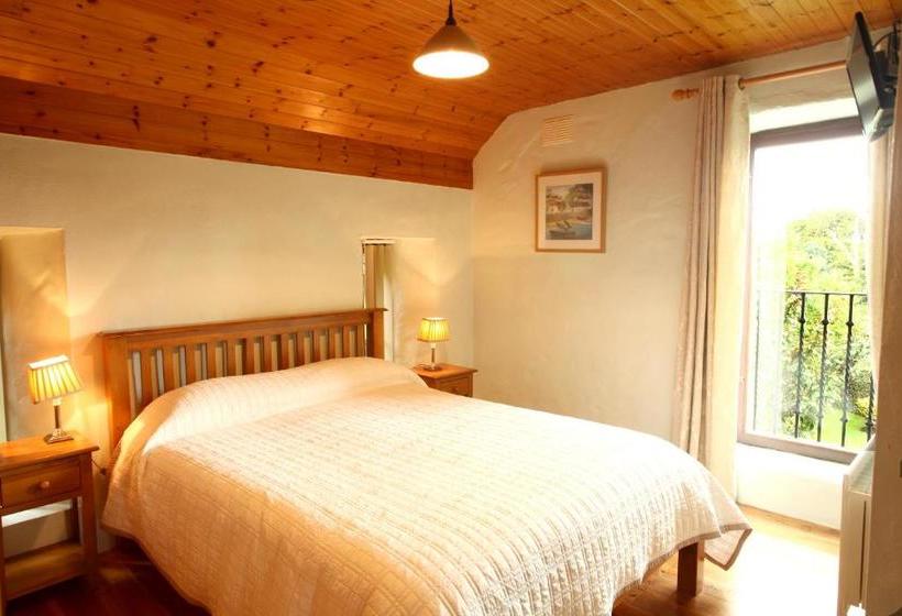 تختخواب و صبحانه Woodbine Cottage