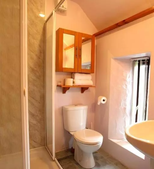 ベッドアンドブレックファースト Woodbine Cottage