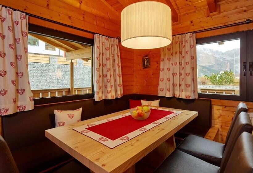 هتل Garni Kristall