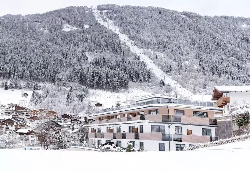 Hotel Mountain Resort M&m