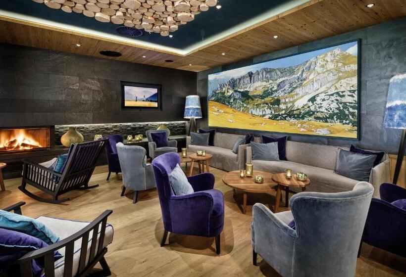 Отель Sportresidenz Zillertal   4 Sterne Superior