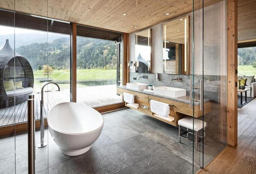 Отель Sportresidenz Zillertal   4 Sterne Superior