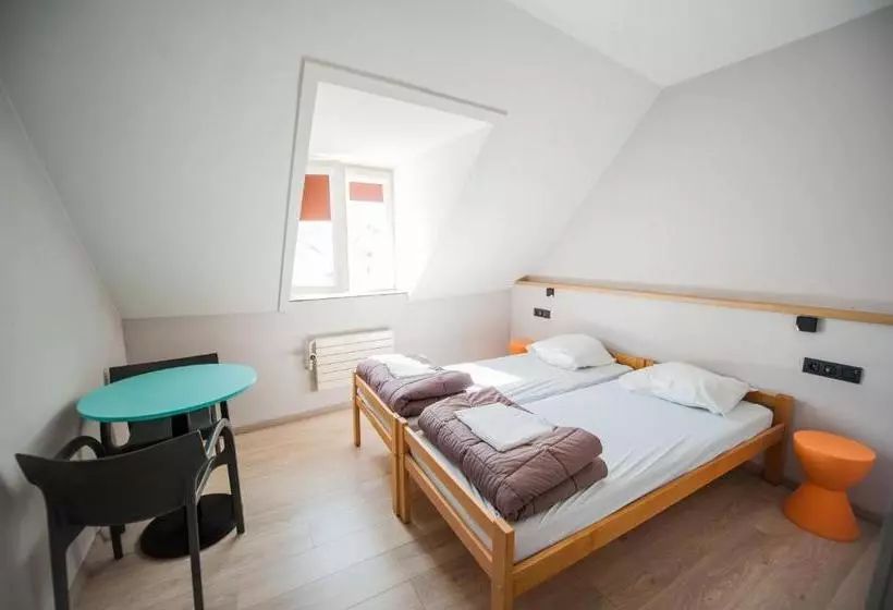 Hi Brussels Jacques Brel Hostel
