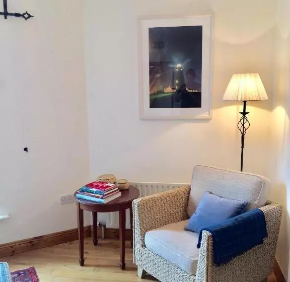 The Waterside B&b
