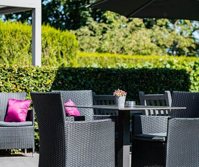 مبيت وإفطار Abalona Hotel & Apartments