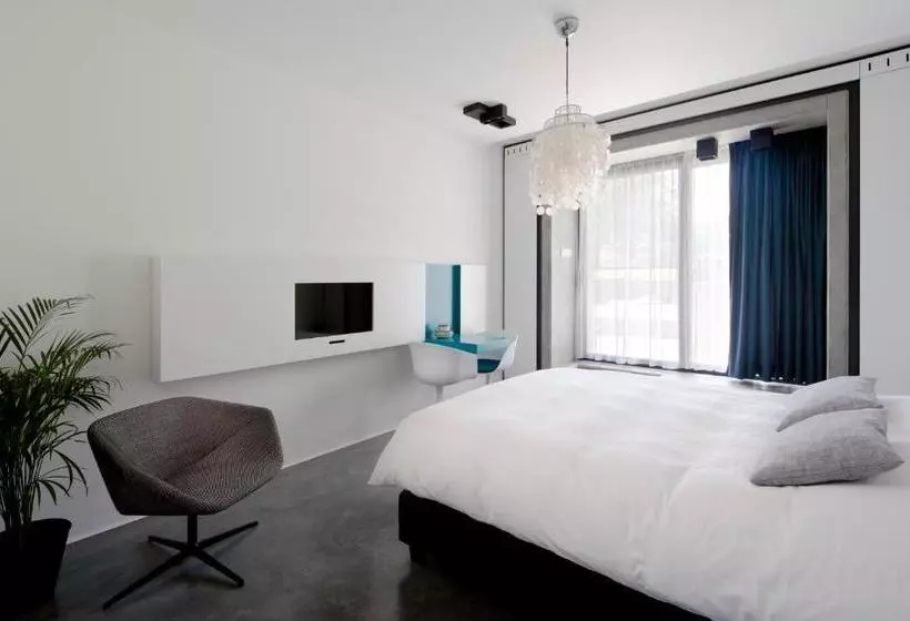 B&b Bed And Beyond