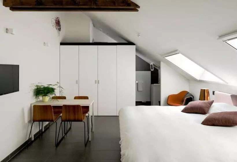 B&b Bed And Beyond