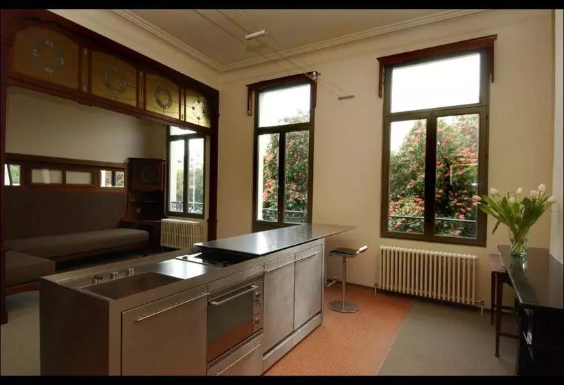 B&b The Patio Houses