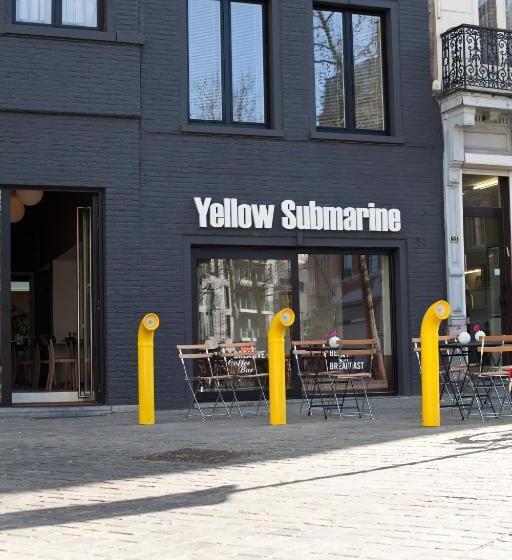 B&b Yellow Submarine