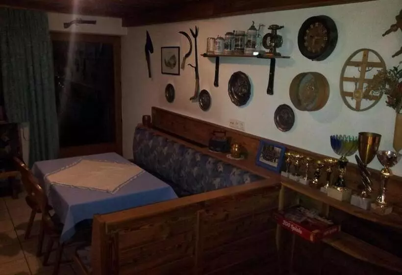 تختخواب و صبحانه Landhaus Mayr