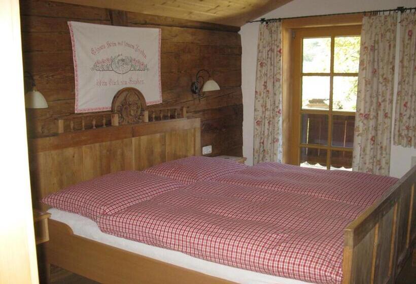 تختخواب و صبحانه Malernhof