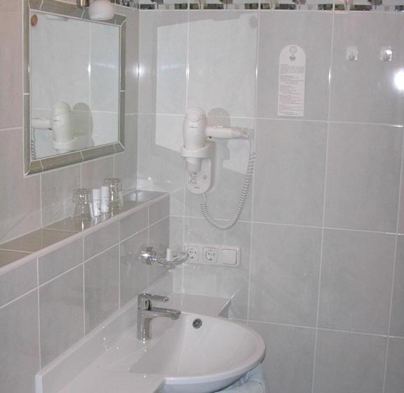 تختخواب و صبحانه Malernhof