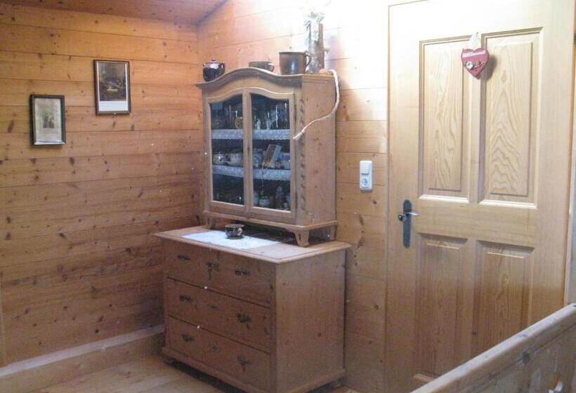 تختخواب و صبحانه Malernhof