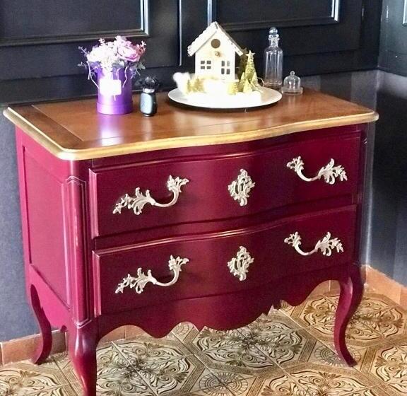 تختخواب و صبحانه Villa Oxa Boutique Design