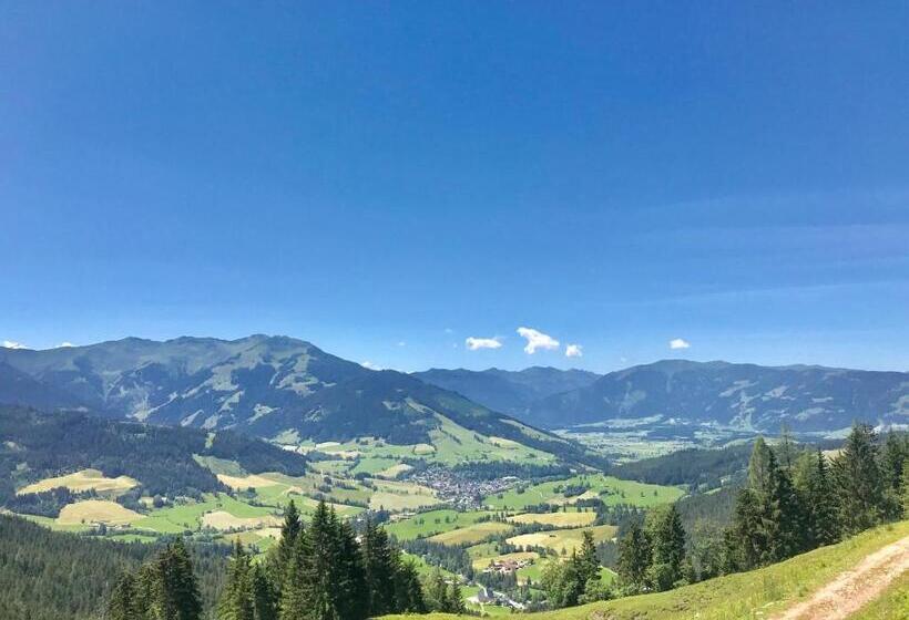 تختخواب و صبحانه Villa Oxa Boutique Design