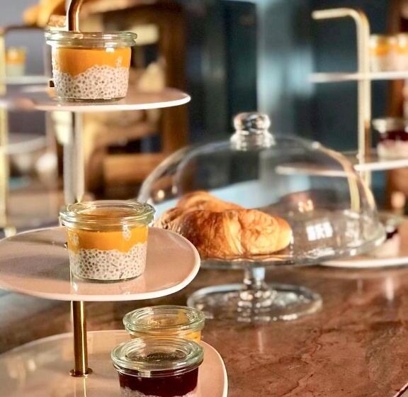 تختخواب و صبحانه Villa Oxa Boutique Design