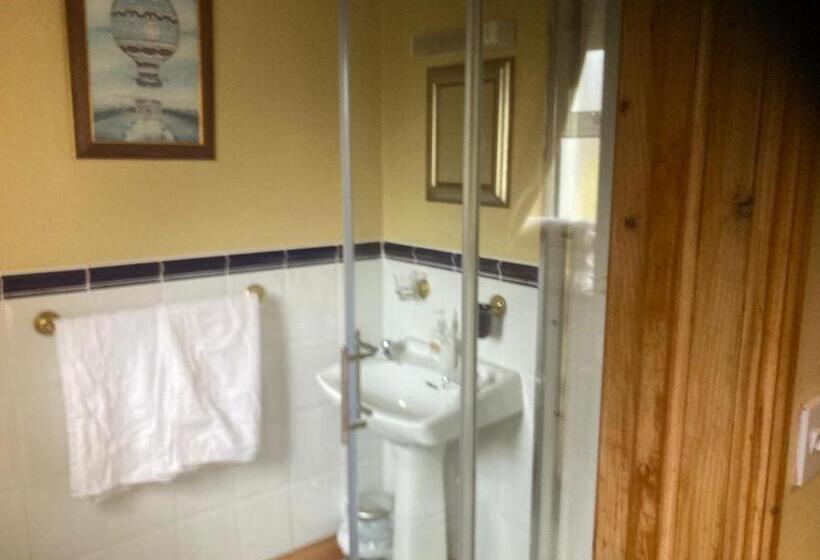 Evergreen Bed & Breakfast