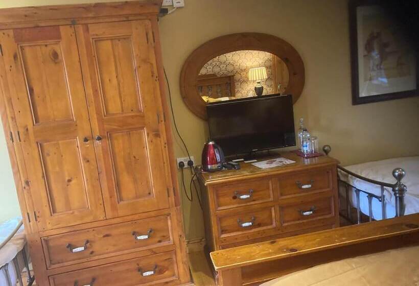 Evergreen Bed & Breakfast