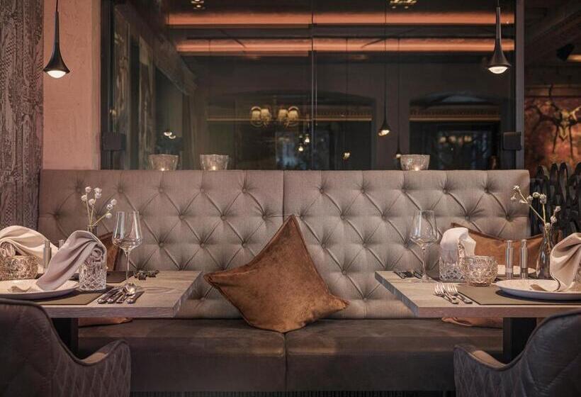 호텔 Bergkristall Zillertal   Adults Only 16 Years Plus