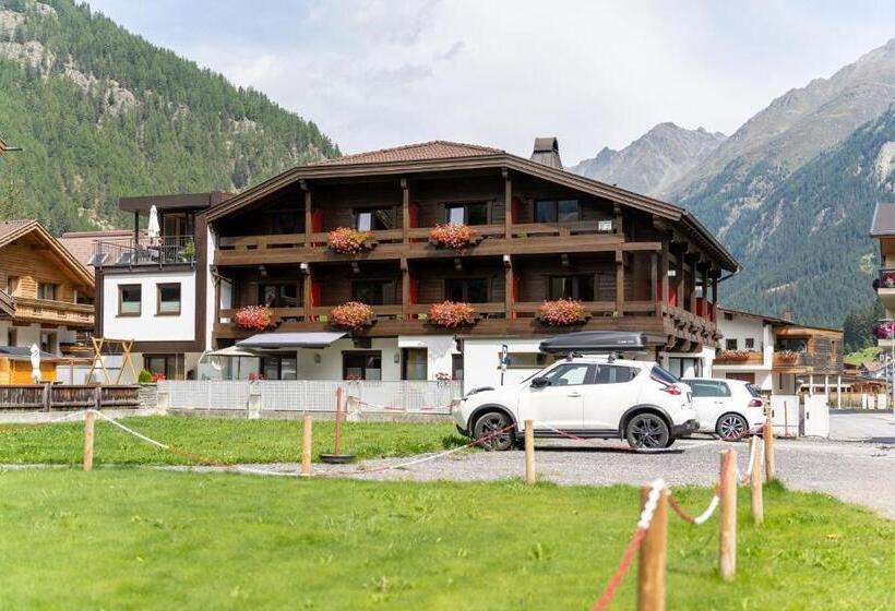 فندق Garni Maria Theresia