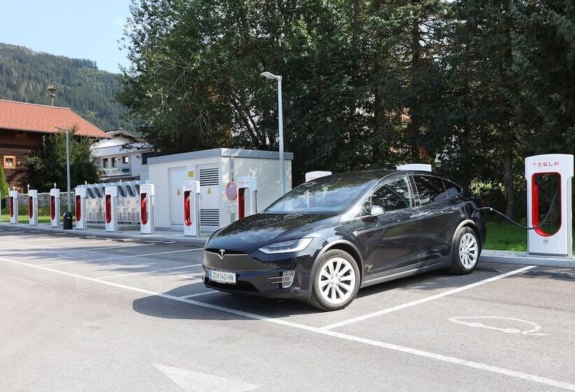 Schlosshotel Lacknerhof