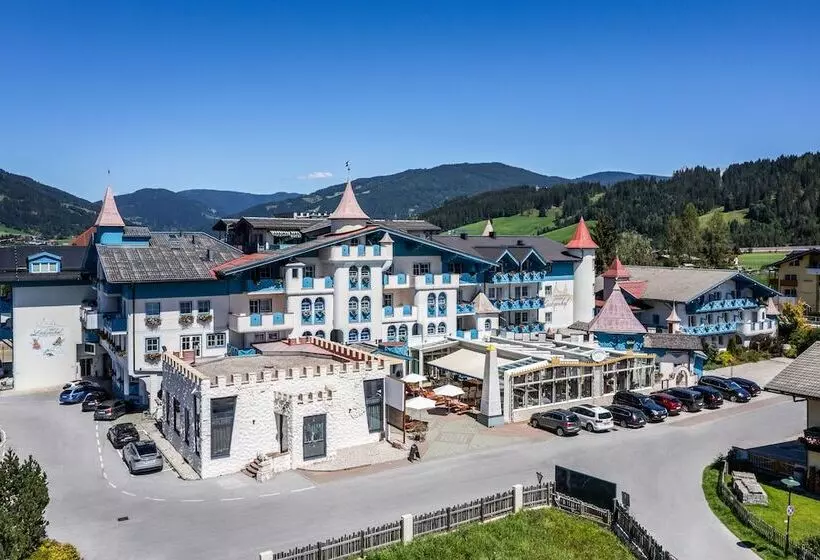 Schlosshotel Lacknerhof