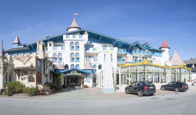 Schlosshotel Lacknerhof