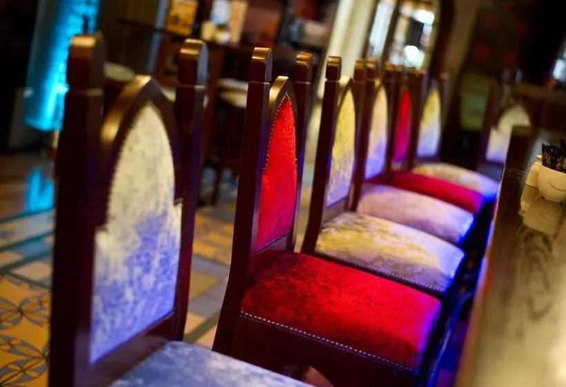 Hotel Westenra Arms