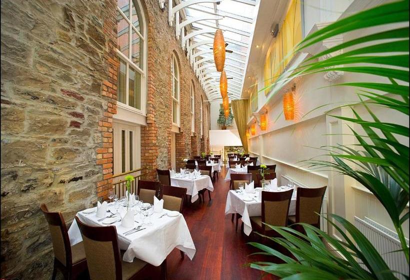 Отель Westenra Arms