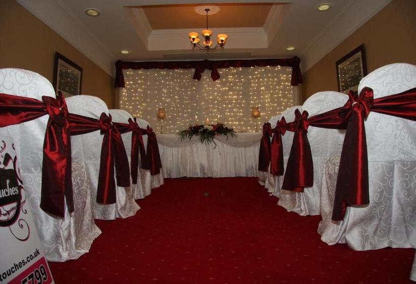 Отель Westenra Arms