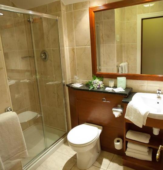 Отель Westenra Arms