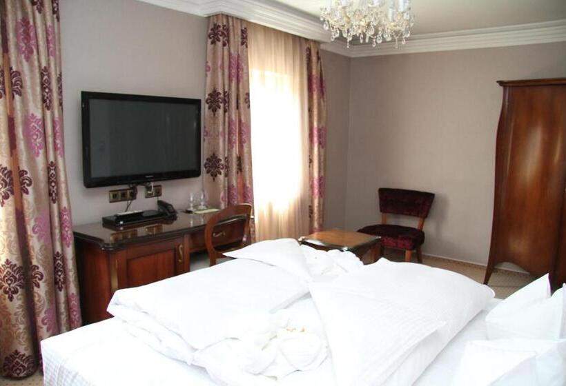 בית מלון כפרי Zum Heiligen Geist