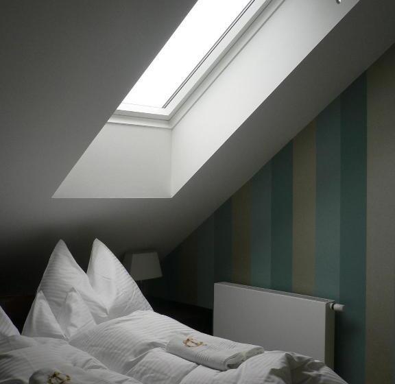 בית מלון כפרי Zum Heiligen Geist