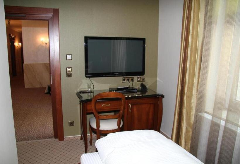 בית מלון כפרי Zum Heiligen Geist